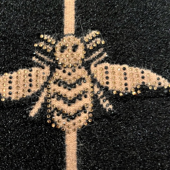Bee Sweater Size M - Picture 2 of 7